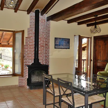 Con Piscina Lebanes Picos De Europa *