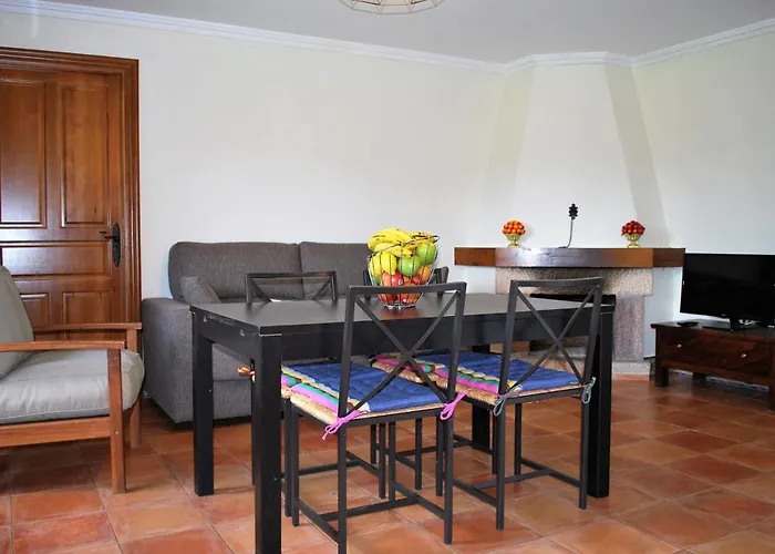 Con Piscina Lebanes Picos De Europa Apartment Torices