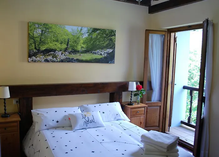 Con Piscina Lebanes Picos De Europa *