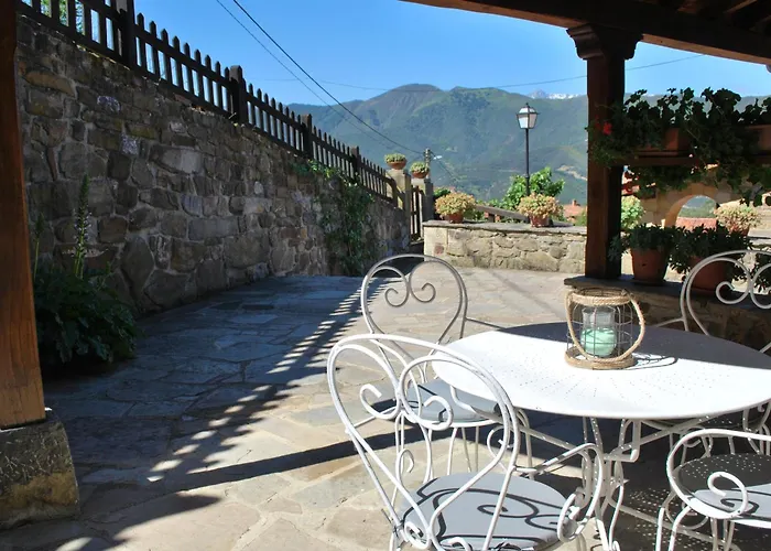 Con Piscina Lebanes Picos De Europa Apartment *