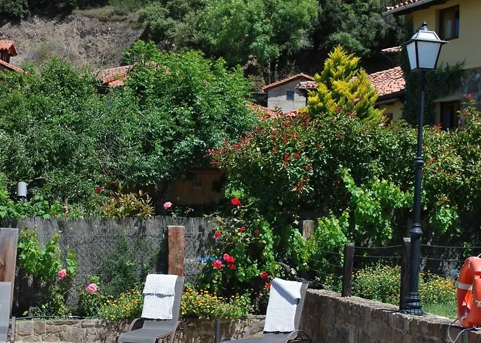 Con Piscina Lebanes Picos De Europa Apartment Torices