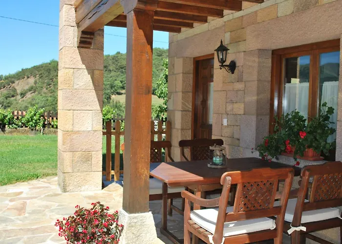 Con Piscina Lebanes Picos De Europa Torices