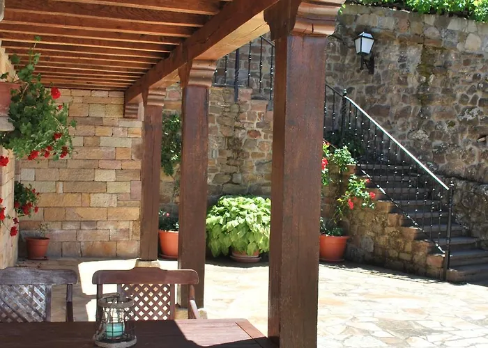 Con Piscina Lebanes Picos De Europa Apartment